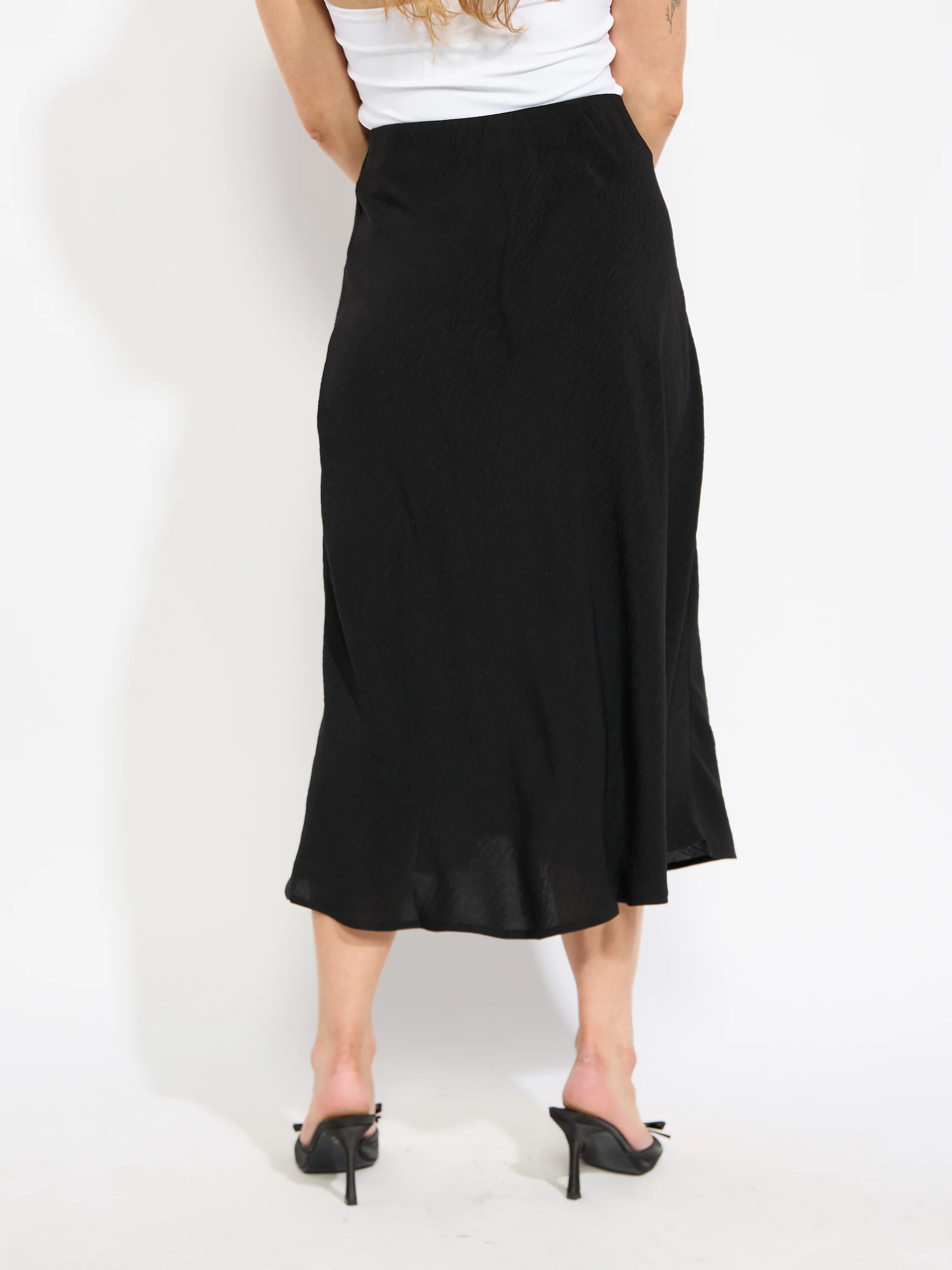 Annie Airflow Midi Skirt - Image 2