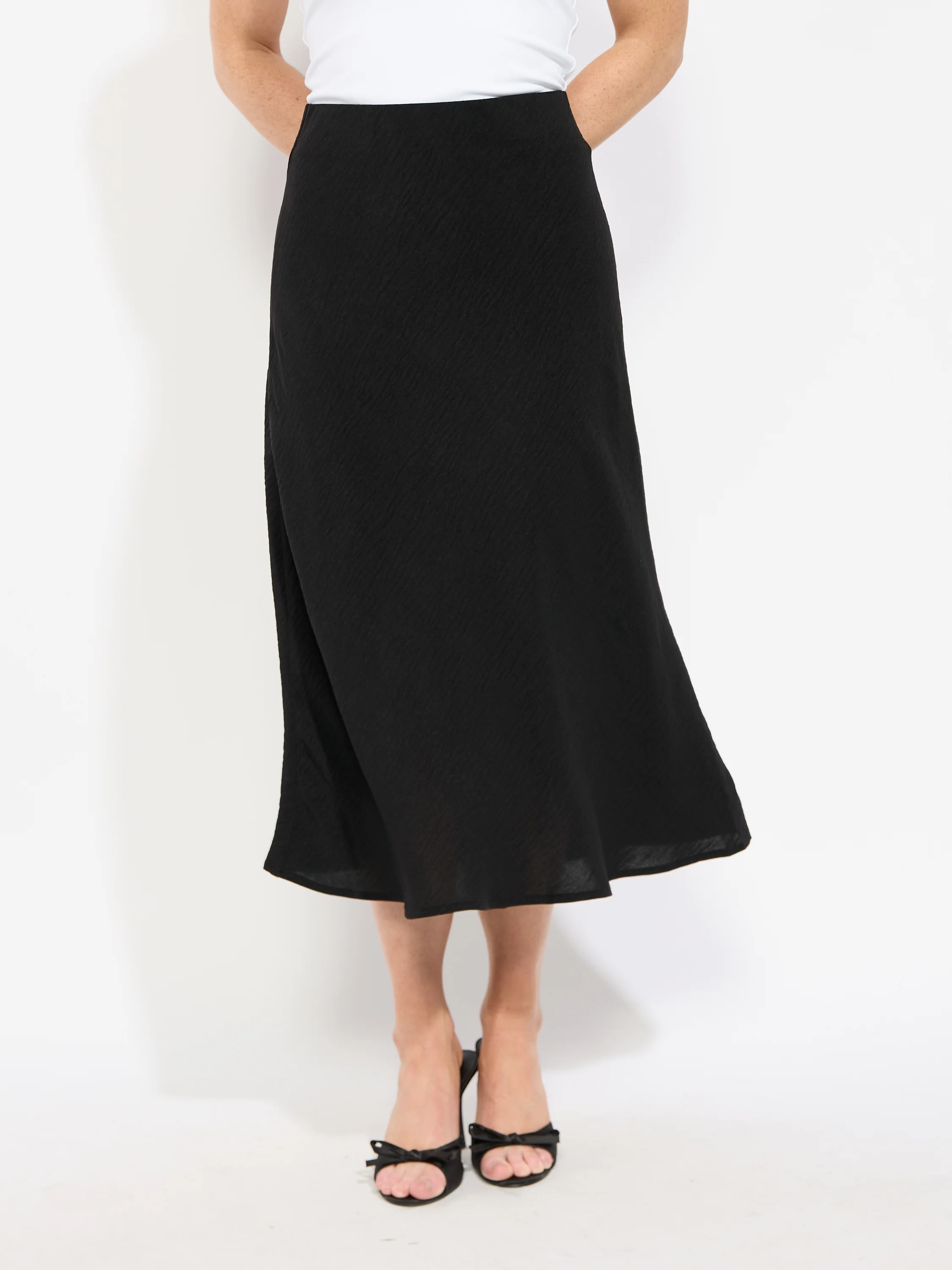 Annie Airflow Midi Skirt - Image 4