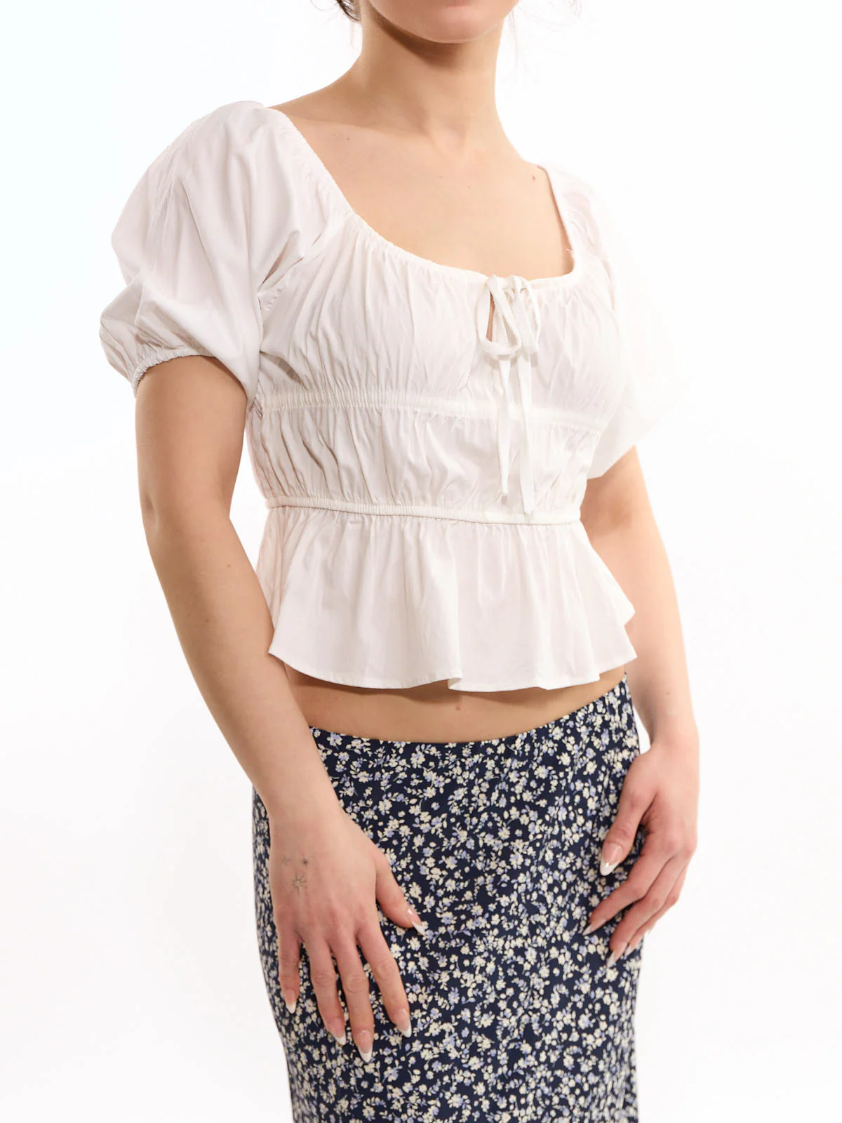 Cindy Bubble Short Sleeve Tie-Front Top - Image 6