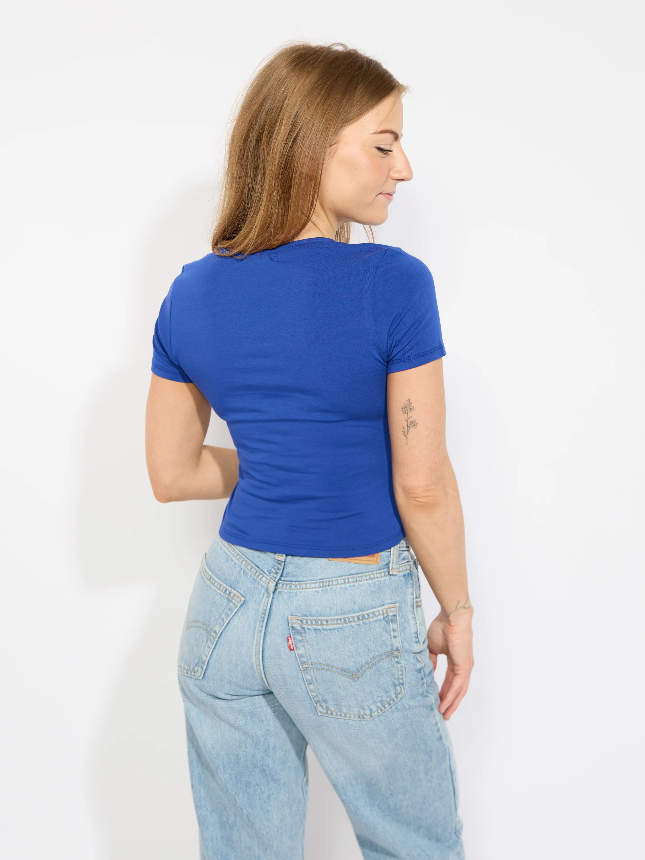 Crew Baby Tee - Image 4