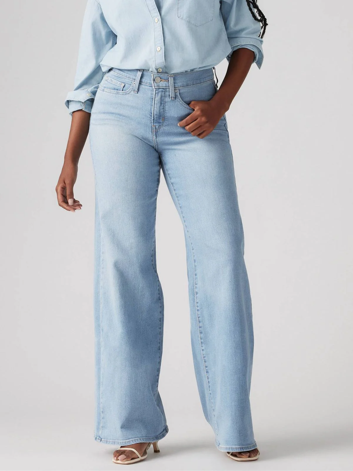 Levi’s 318 Shaping Wide Leg Jeans Tall Glass of Water