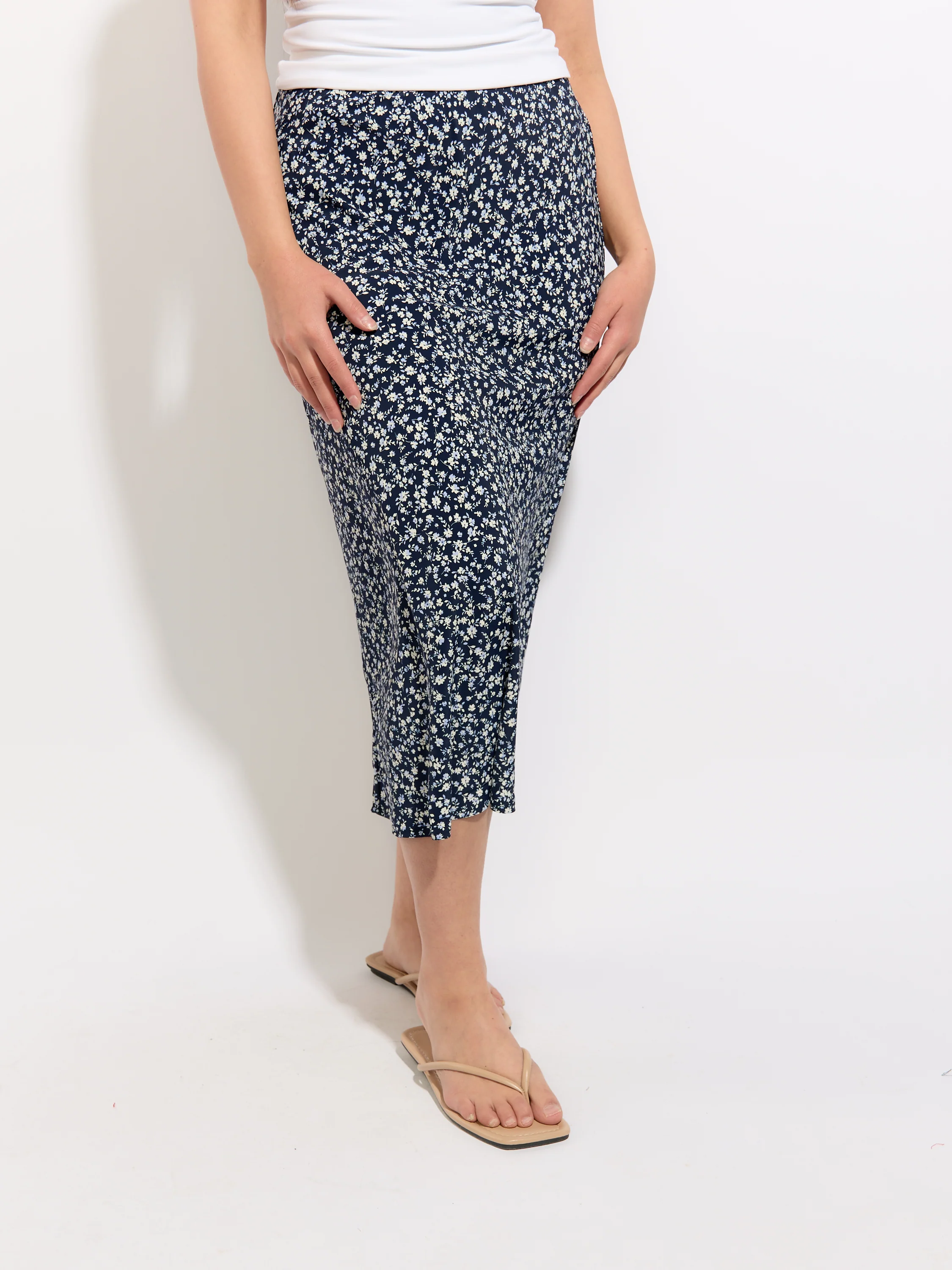 Mixed Midi Floral Skirt - Image 4