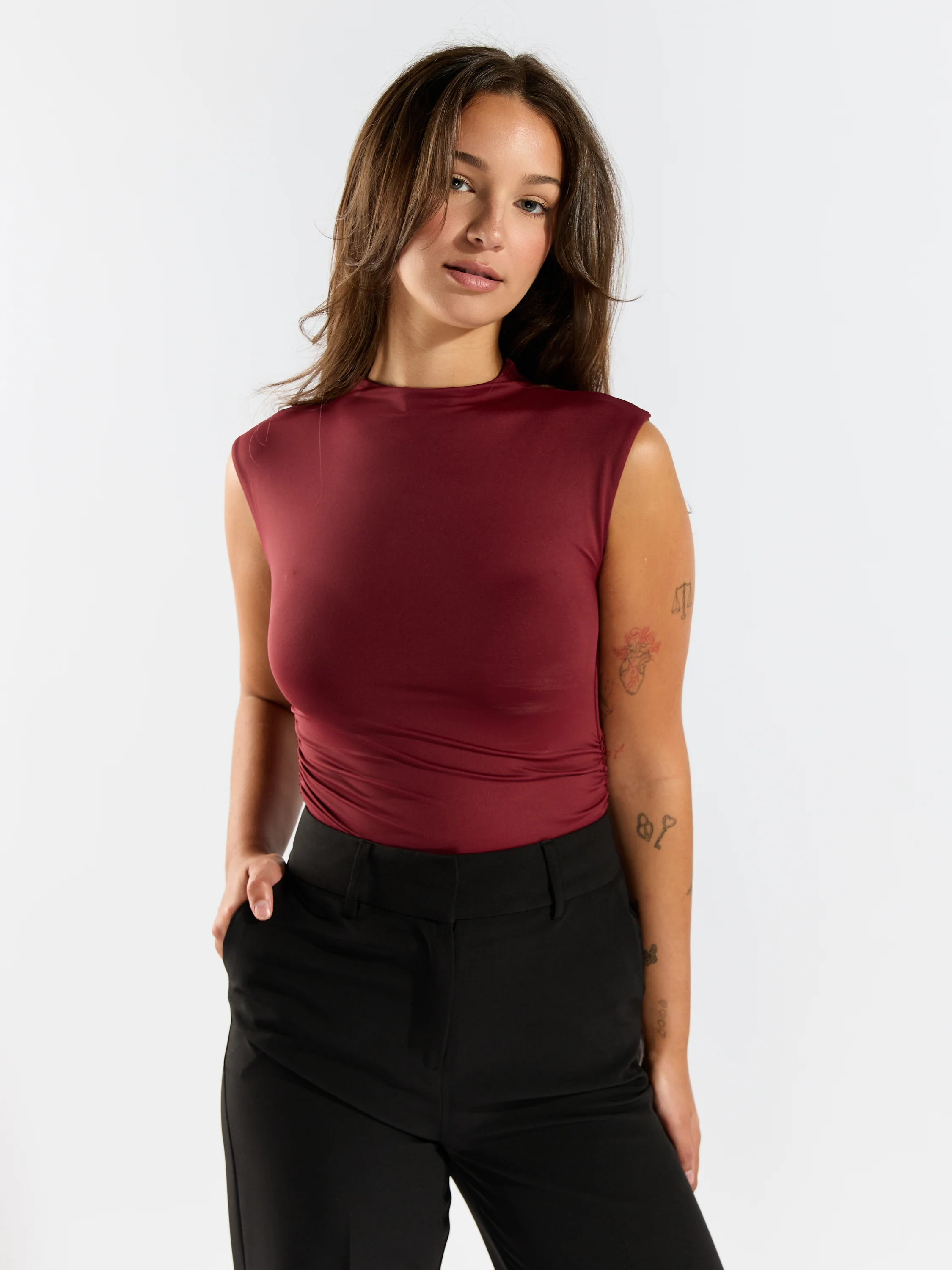Second Skin Yve Mock Neck Tank Top - Image 7